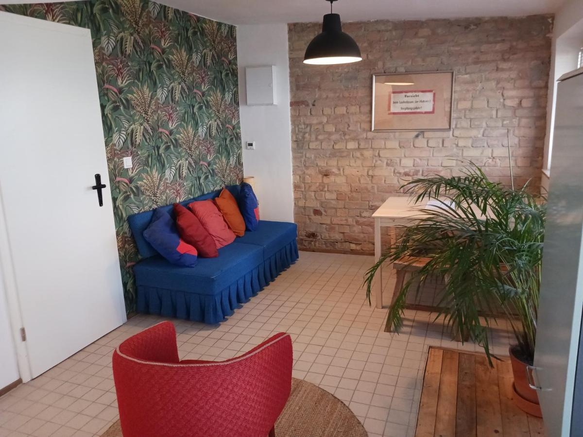 Squat Deluxe Berlin, The Hostel エクステリア 写真